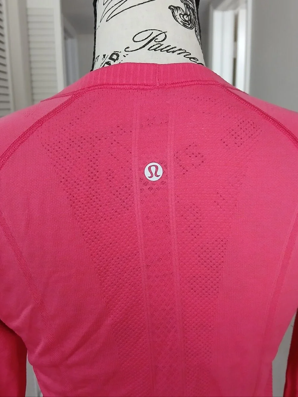 Lululemon Swiftly Tech Long Sleeve Crew